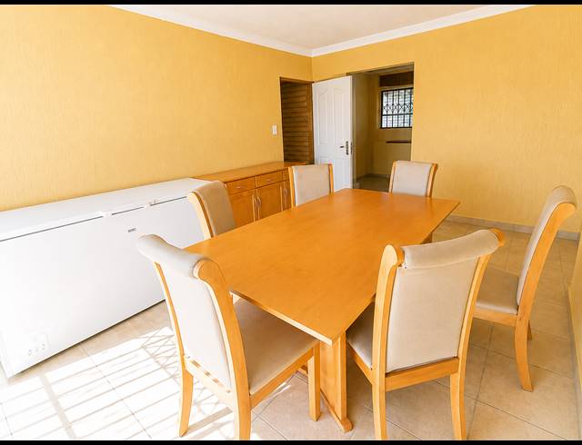 2 BEDROOM HOUSE FOR SALE IN MEYERTON PARK